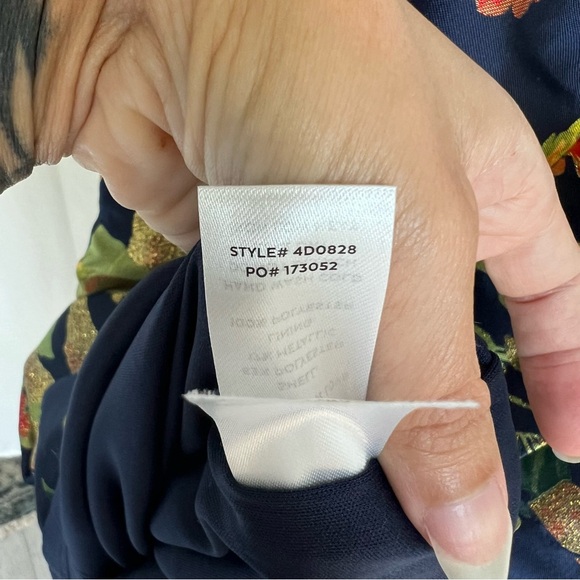 *SOLD c* Lulu’s So Stunning Navy Blue Floral Jacquard Puff Sleeve Dress small - Picture 13 of 16